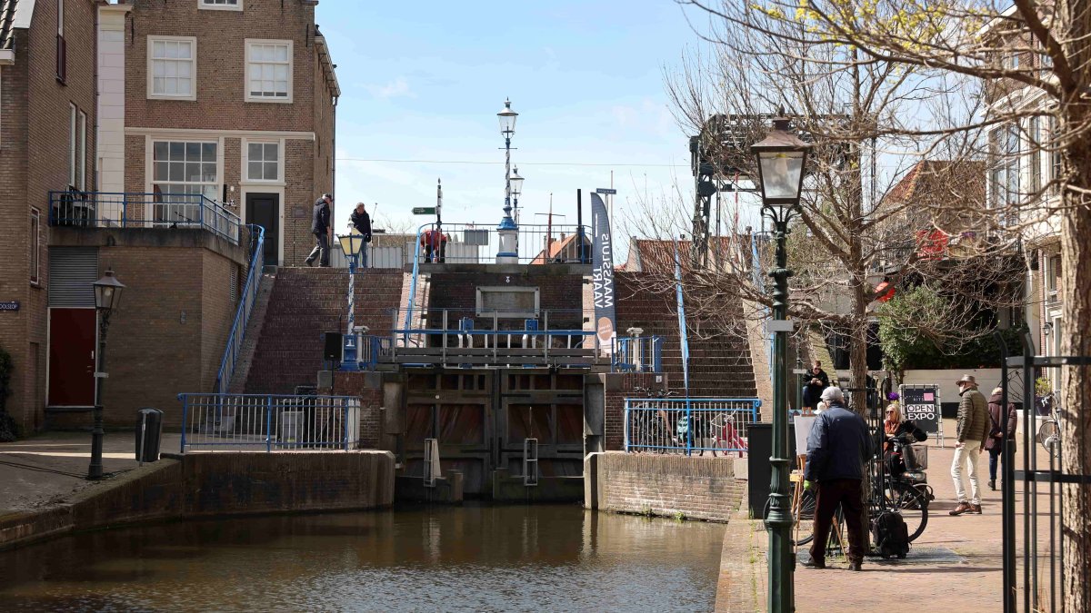 Verbod op gebruik water uit sloten en vaarten