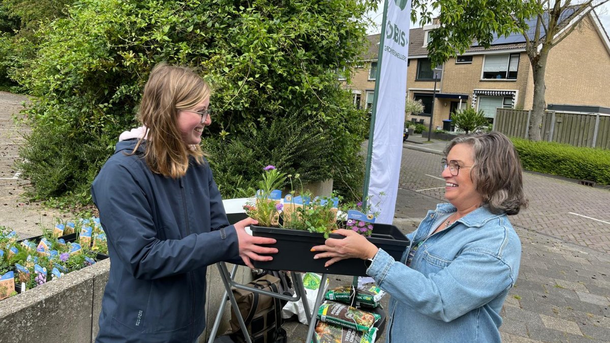 Help mee met planten op 27 mei bij Winkelcentrum Palet